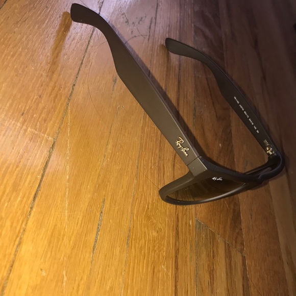 Ray Ban black sunglasses - Picture 4 of 5